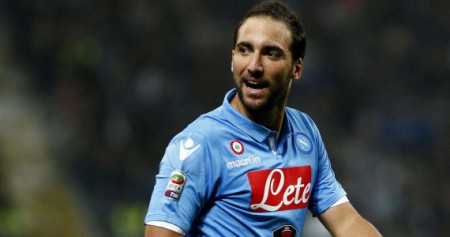 Da Higuain a Kalinic: chi segna in casa e chi trasferta